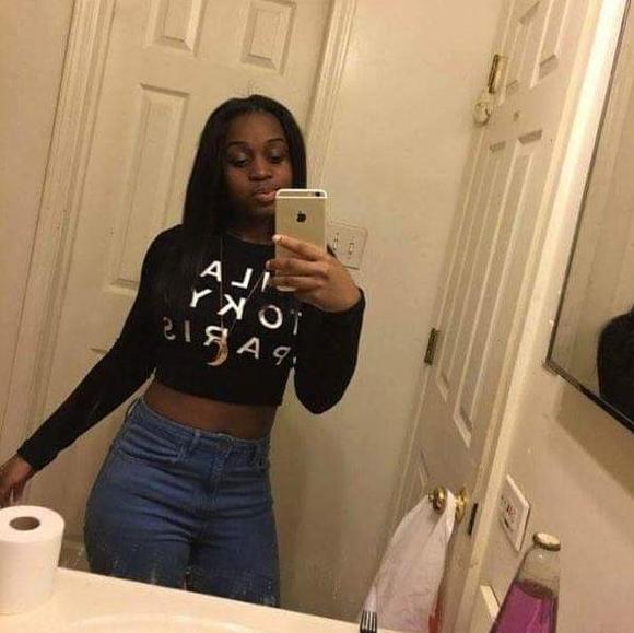 mesha_lynee